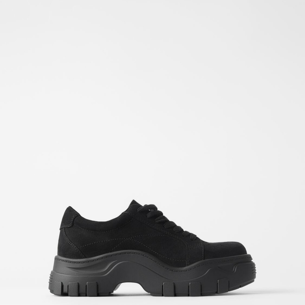 Shoes - Picture 4 of 5